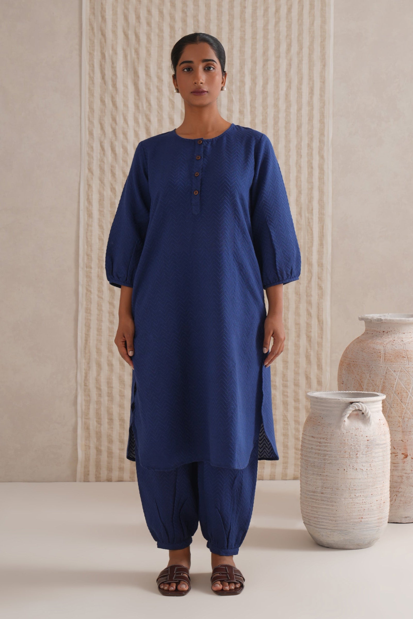 Neela Kurta-Salwar Set Neela Kurta-Salwar Set