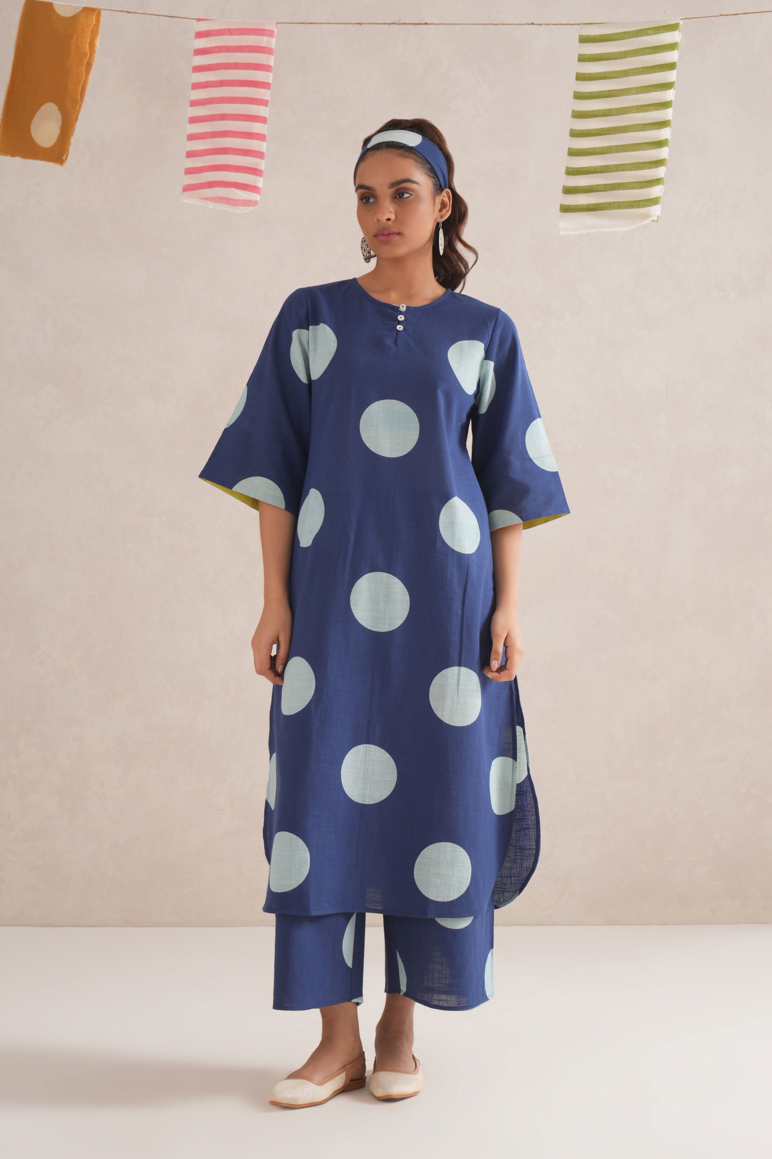 Neela Discharge Block Print Kurta Neela Discharge Block Print Kurta