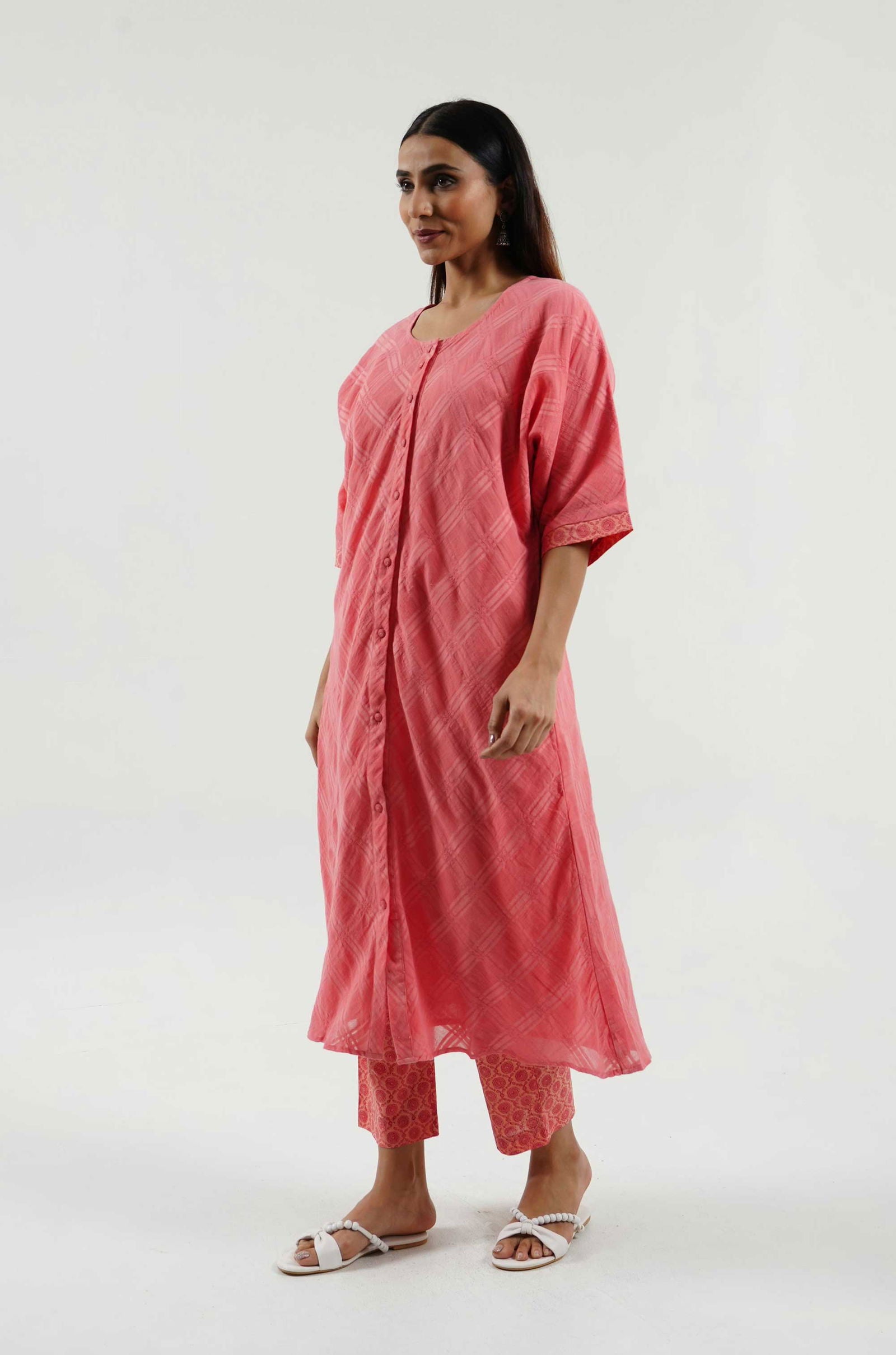 Peach Bold Checks Kurta with Slip (set of 2) - Cyan India Peach Bold Checks Kurta with Slip (set of 2) - Cyan India