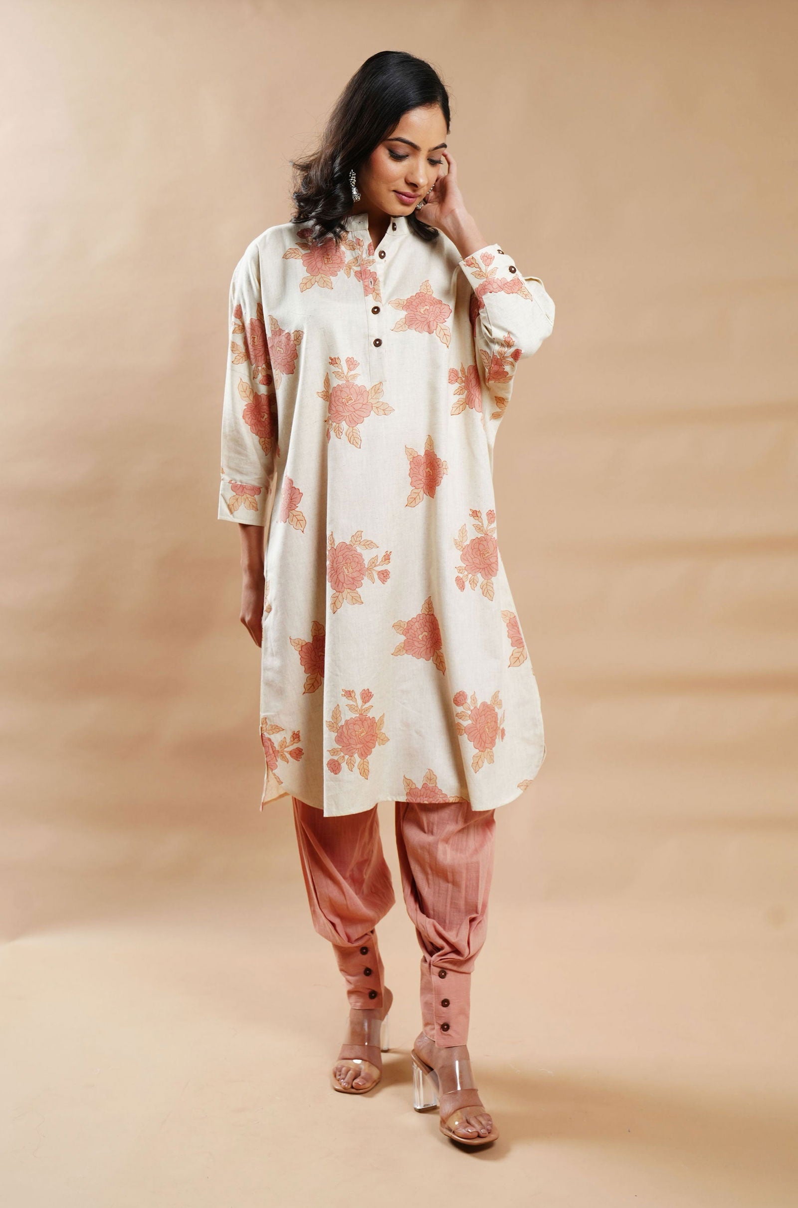 Summer Bloom Peach Cotton-Linen Kurta - Cyan India Summer Bloom Peach Cotton-Linen Kurta - Cyan India