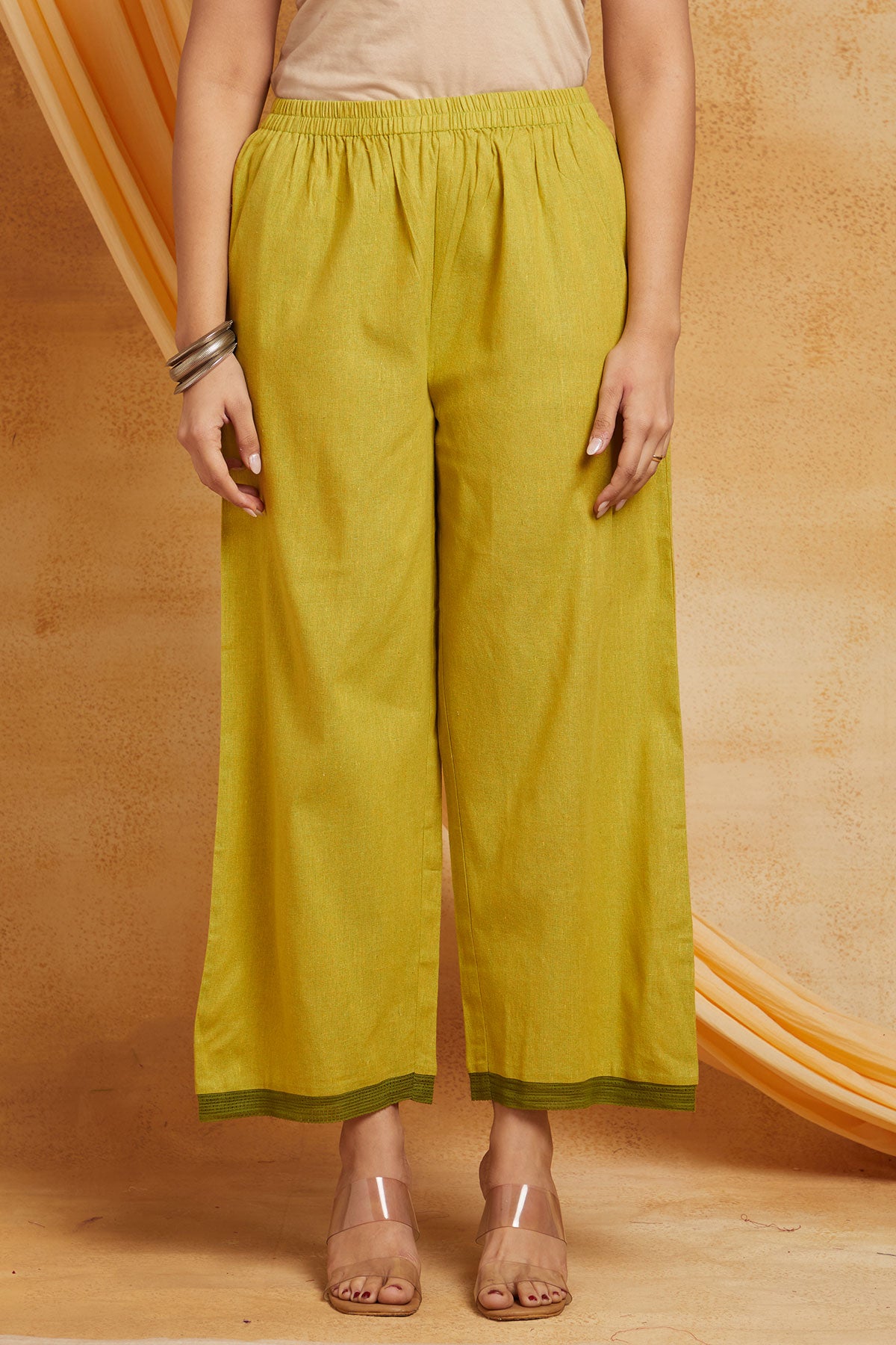 Oil Green Mangalgiri Handloom Cord Set