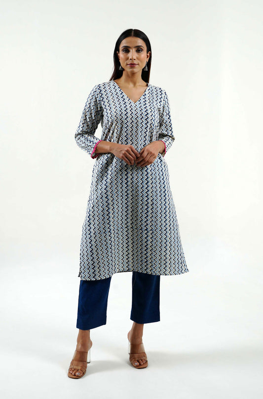 Blue Chevrons Cotton Linen Kurta - Cyan India