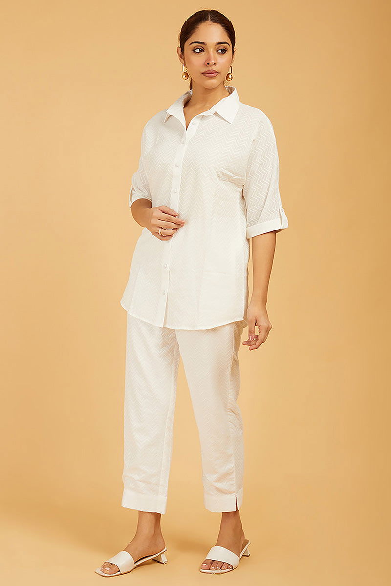 Classic White Chevrons Pants - Cyan India