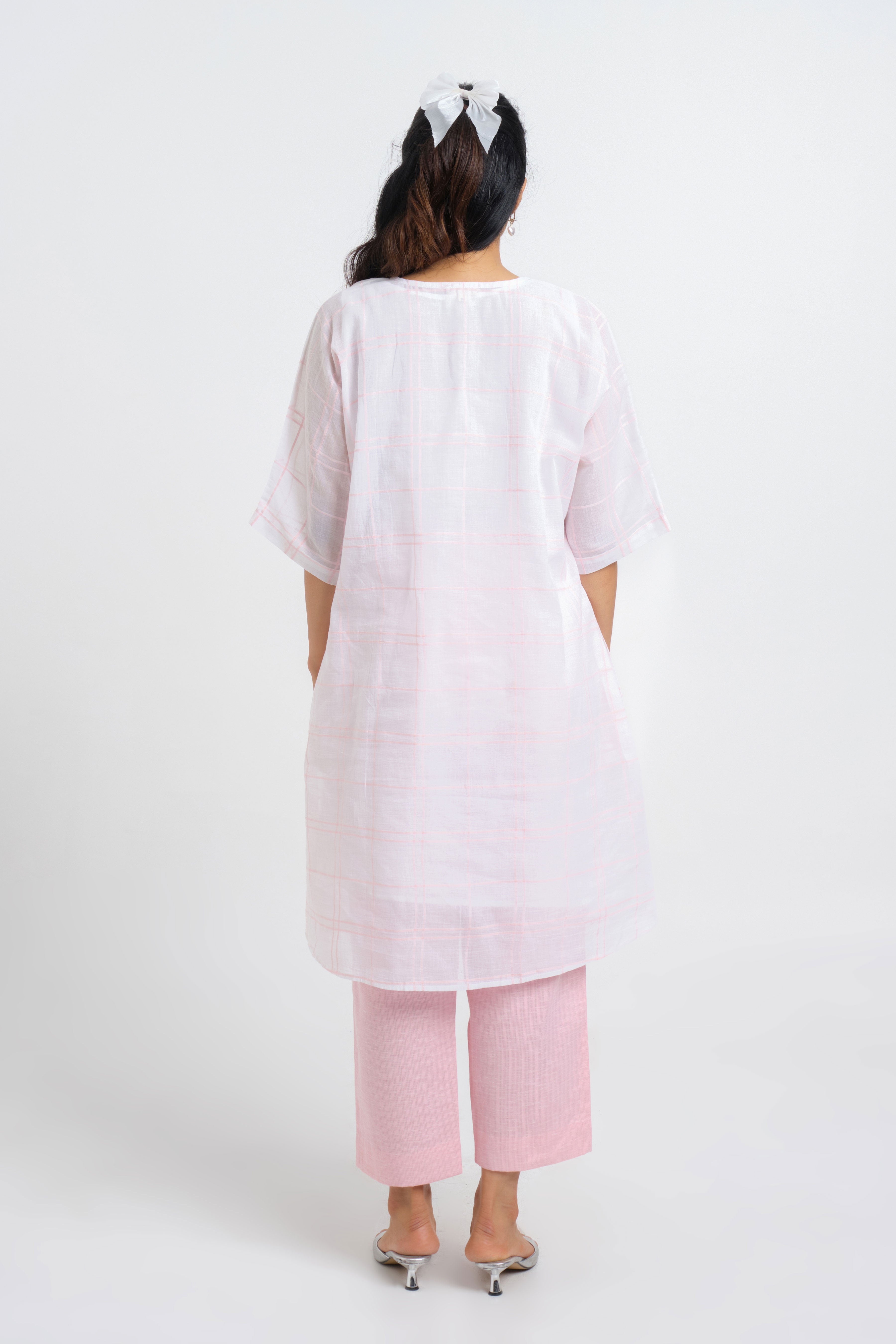 Pink & White Handloom Checks Kurta With Slip