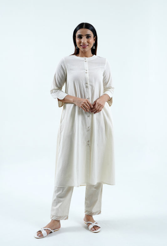 Ivory Checkered Cord-Set