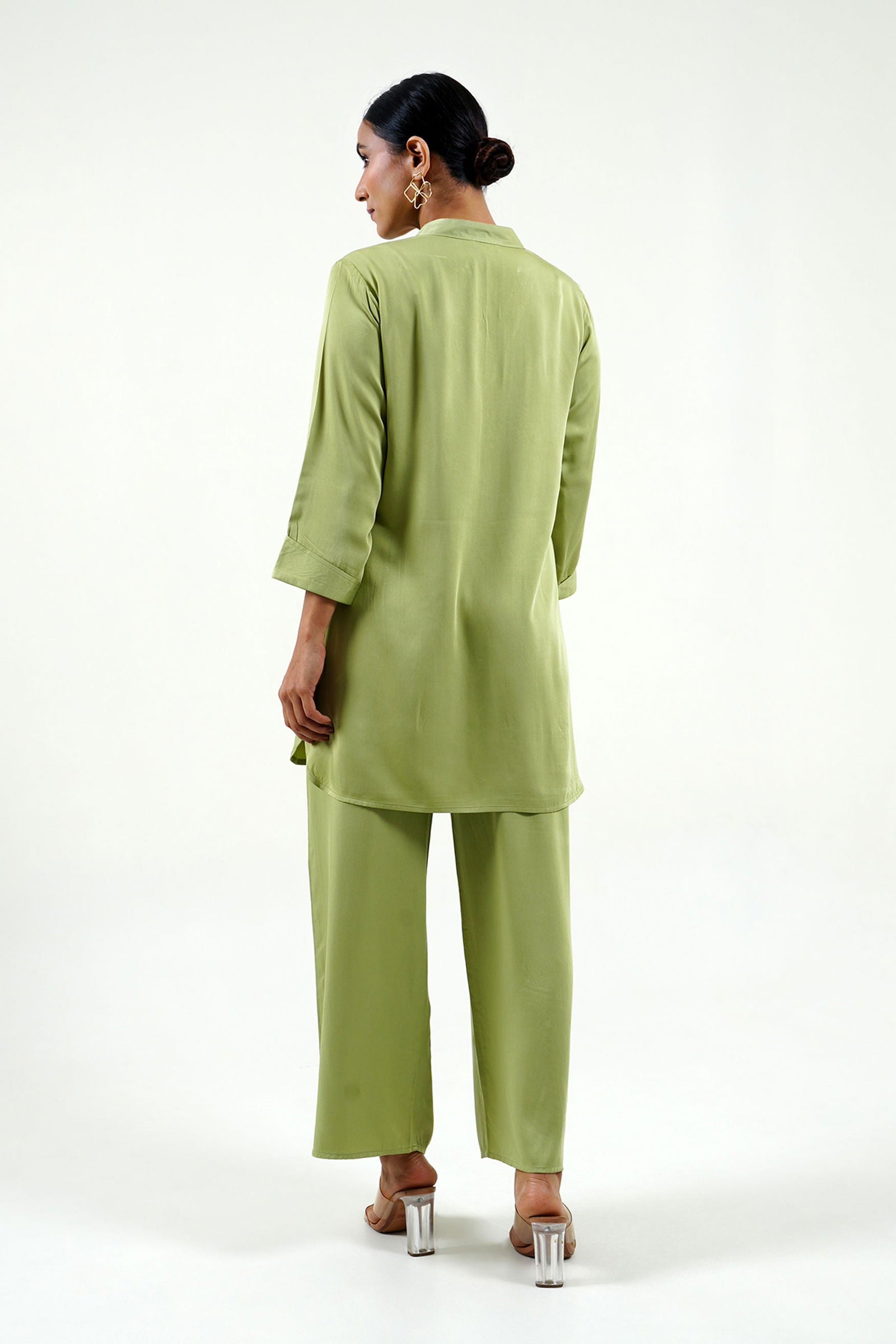 Green Modal Satin Short Kurta - Cyan India