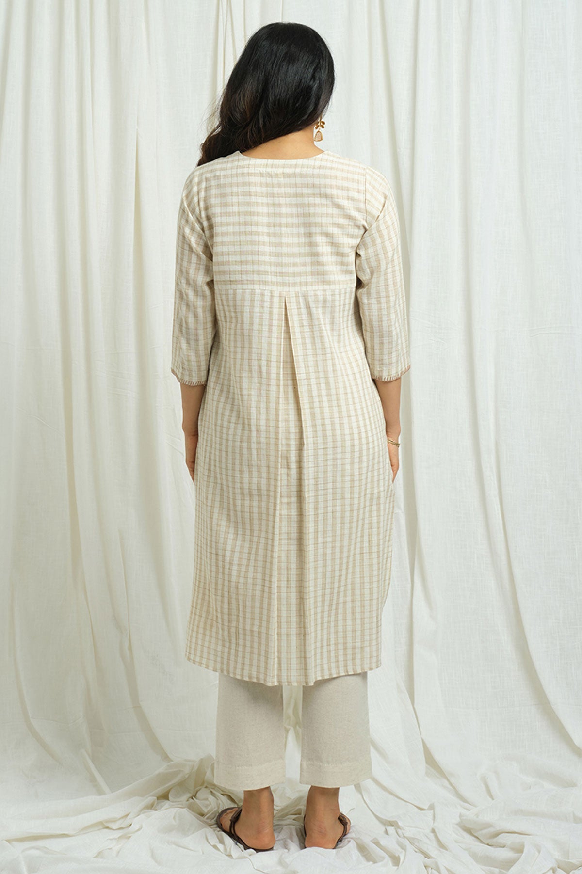 Handloom Checkered Kurta with Cotton Linen Pants - Cyan India