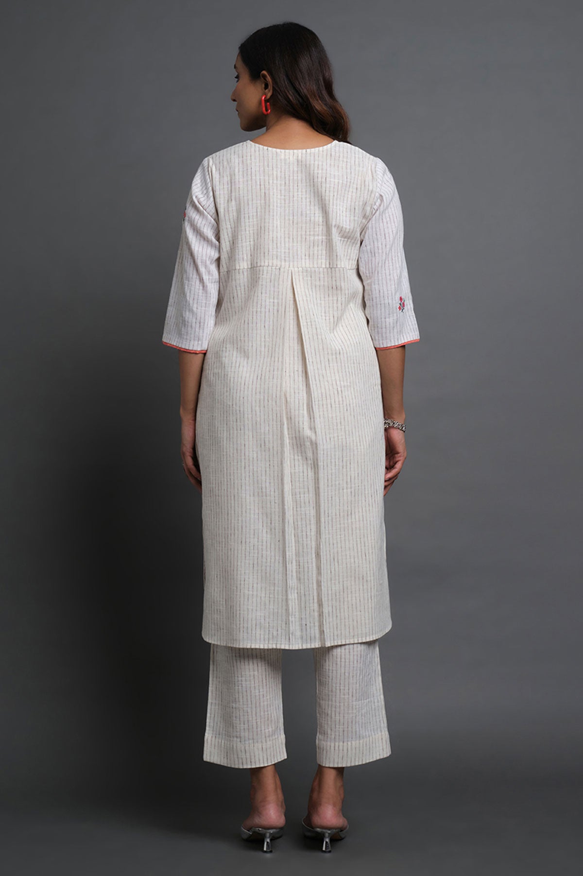Handloom Stripes Embroidered Kurta - Cyan India