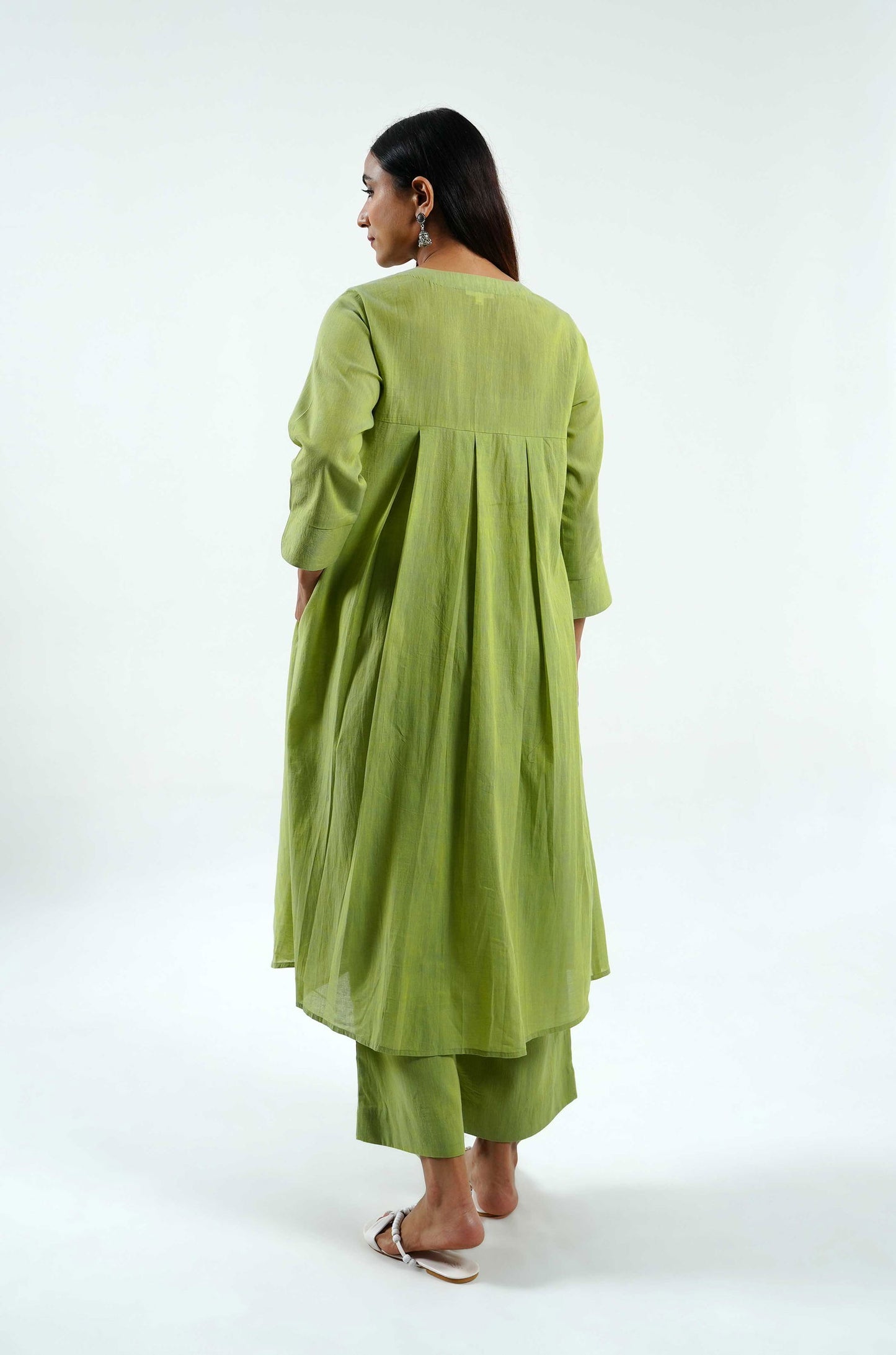 Vibrant Green Chambray Kurta - Cyan India