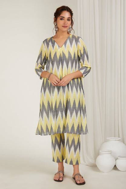 Yellow Grey Ikat Kurta - Cyan India
